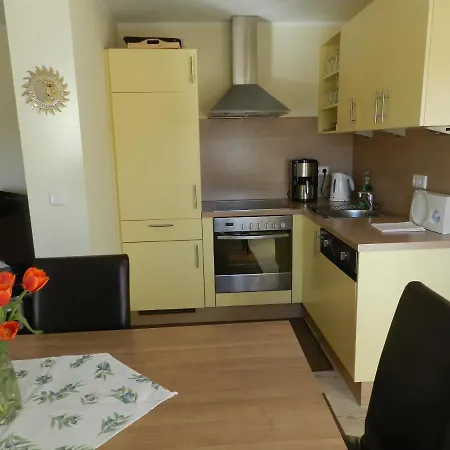 巴赫乡村旅馆 *