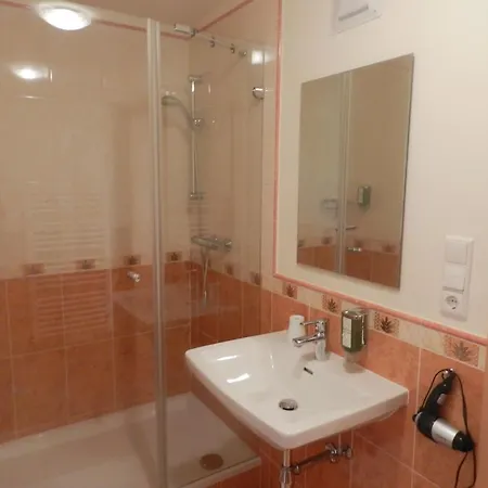 宾馆 巴赫乡村旅馆 Übelbach