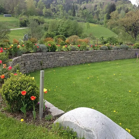 巴赫乡村旅馆 宾馆 *